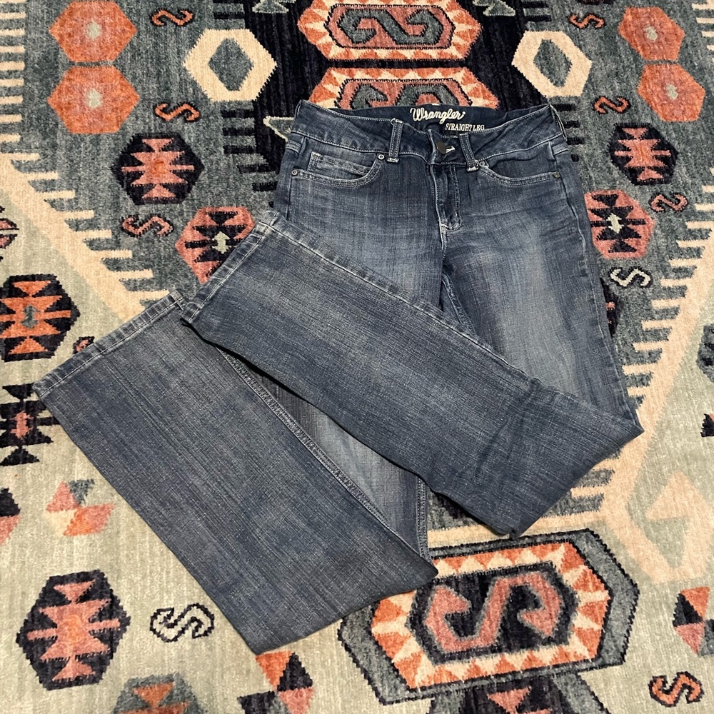 Wrangler straight leg Womens 7x34